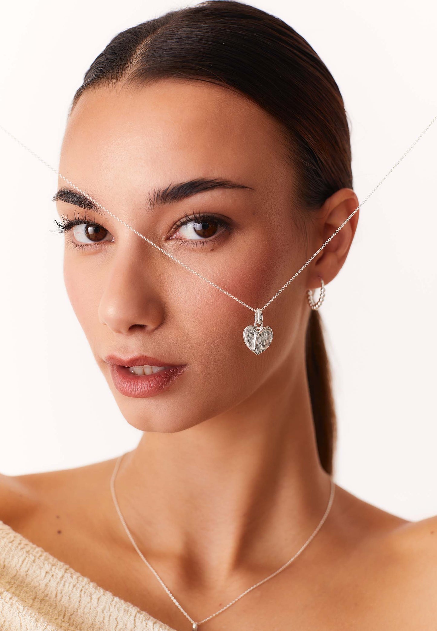 COLLIER ZINDAGI