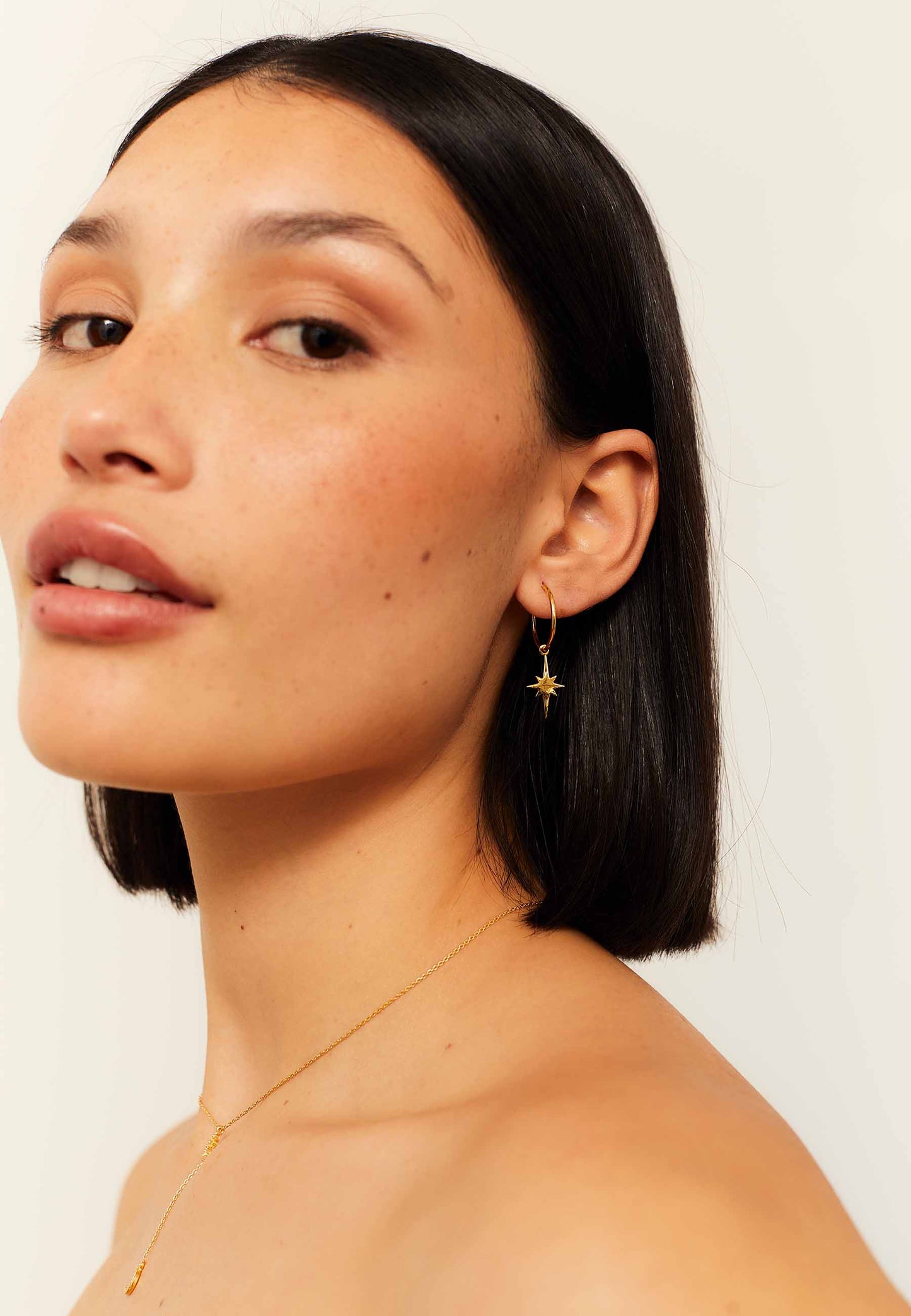 PENDIENTES RAMANA (18MM) BAÑADOS EN ORO