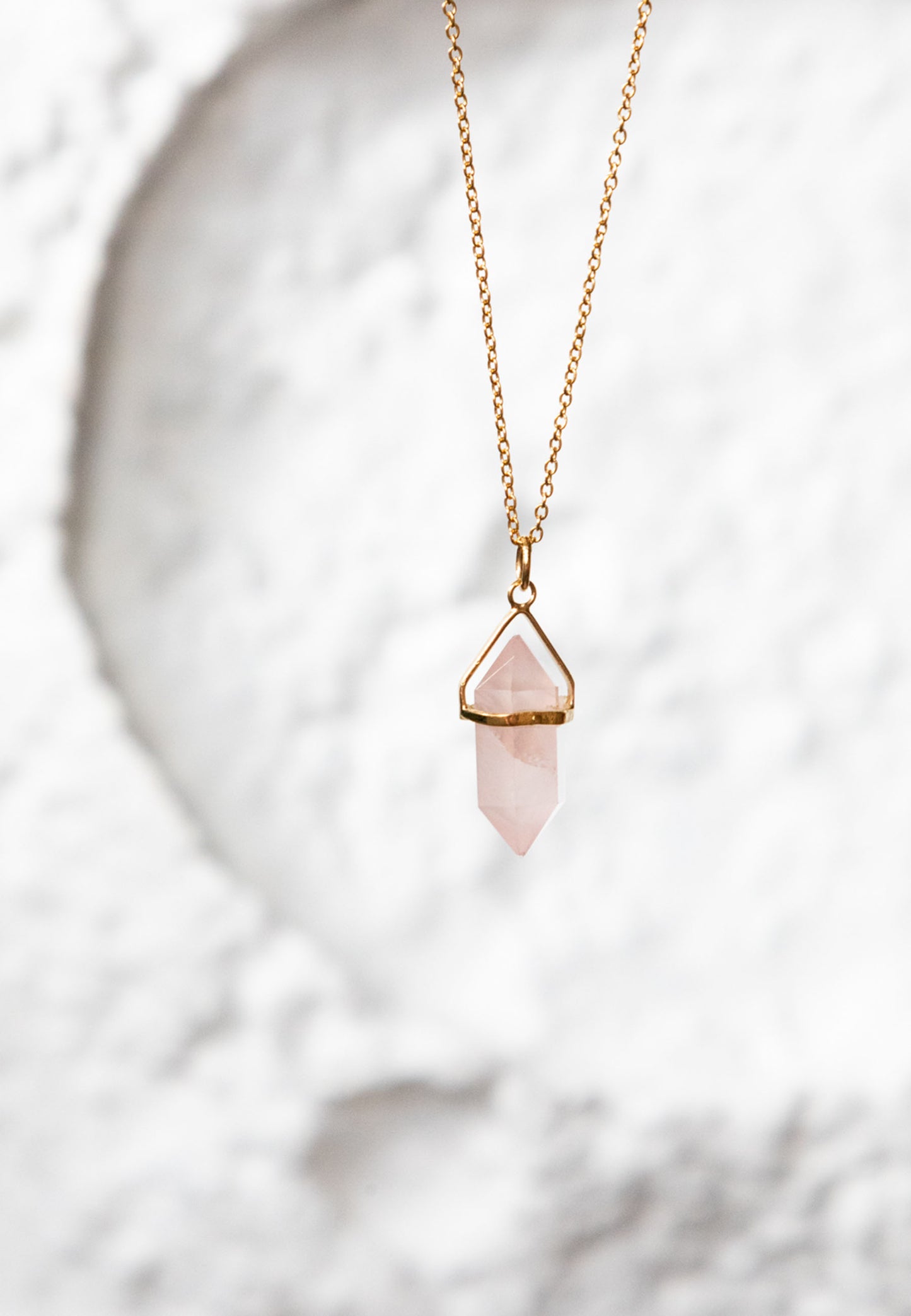 COLLAR LANGAR BAÑADO EN ORO