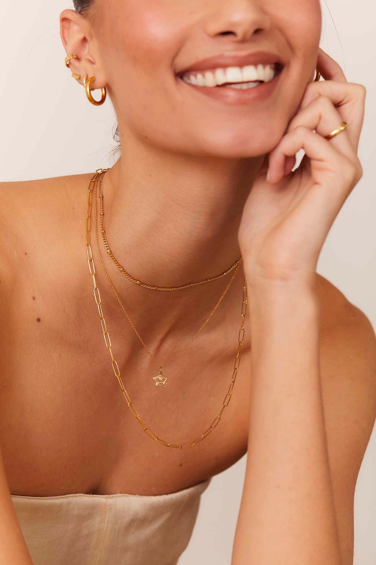 COLLAR DONAT BAÑADO EN ORO