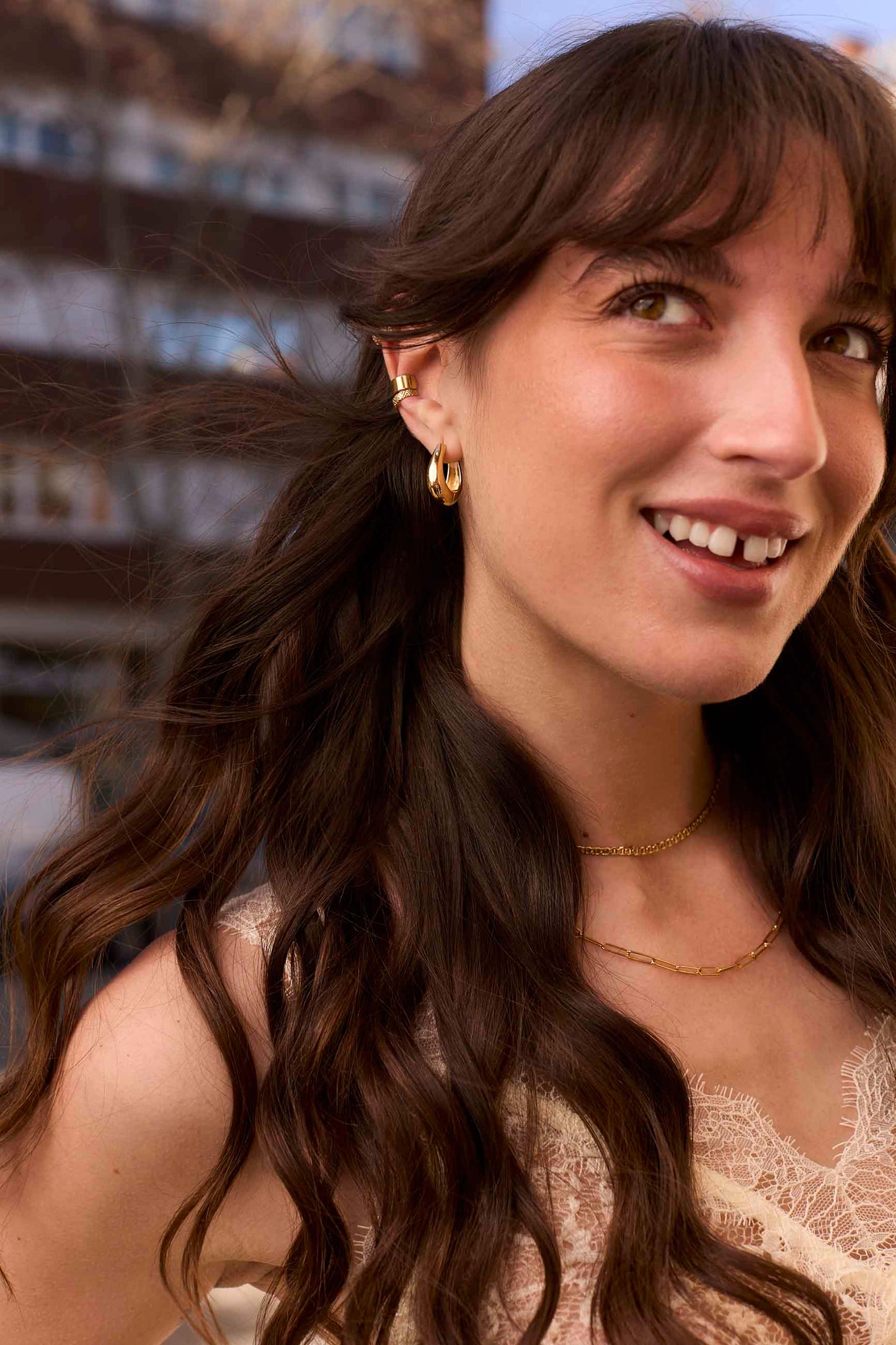 QALAMAT GOLD EAR CUFF