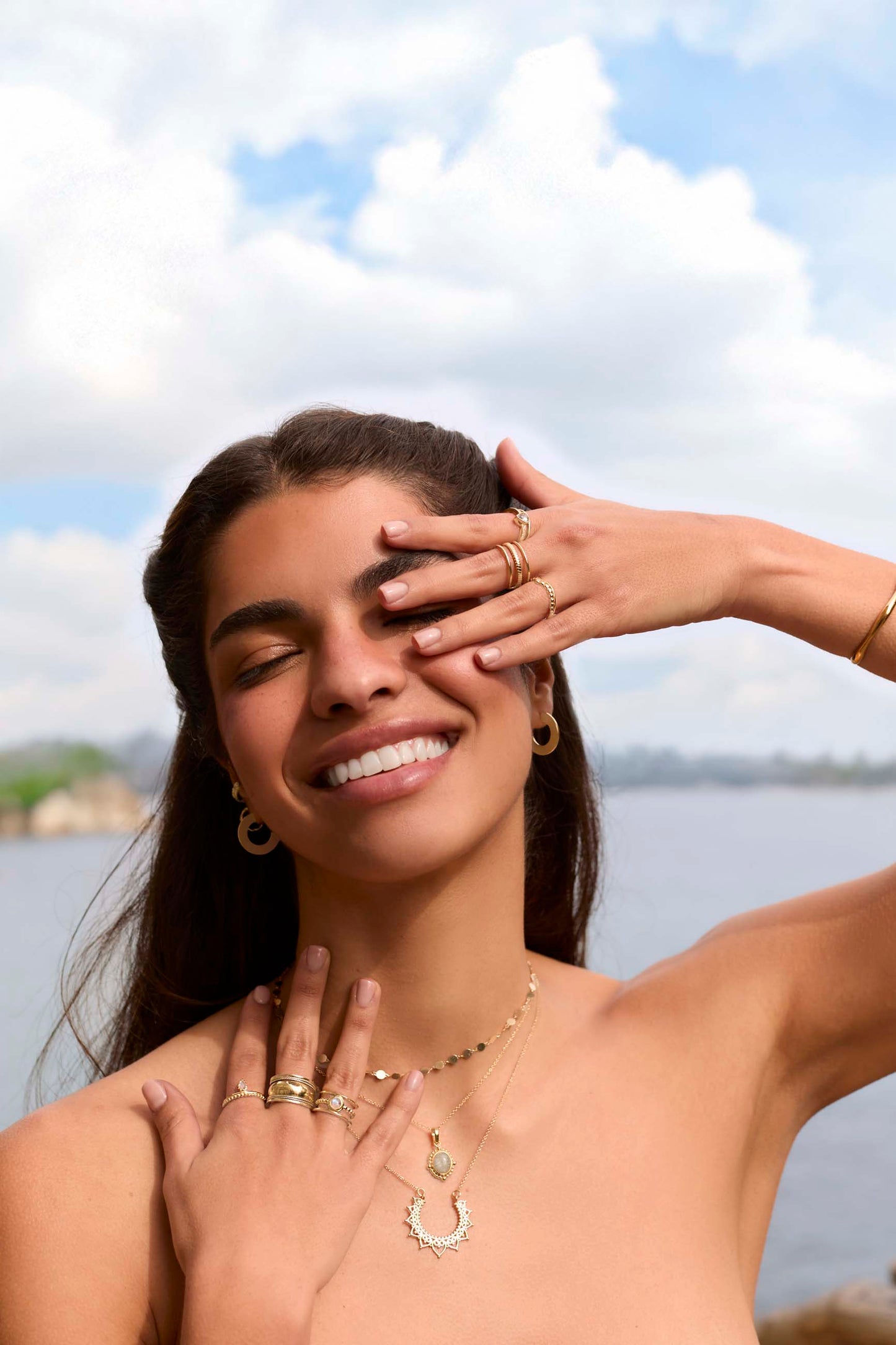 LANKA BLUE TOPAZ GOLD RING