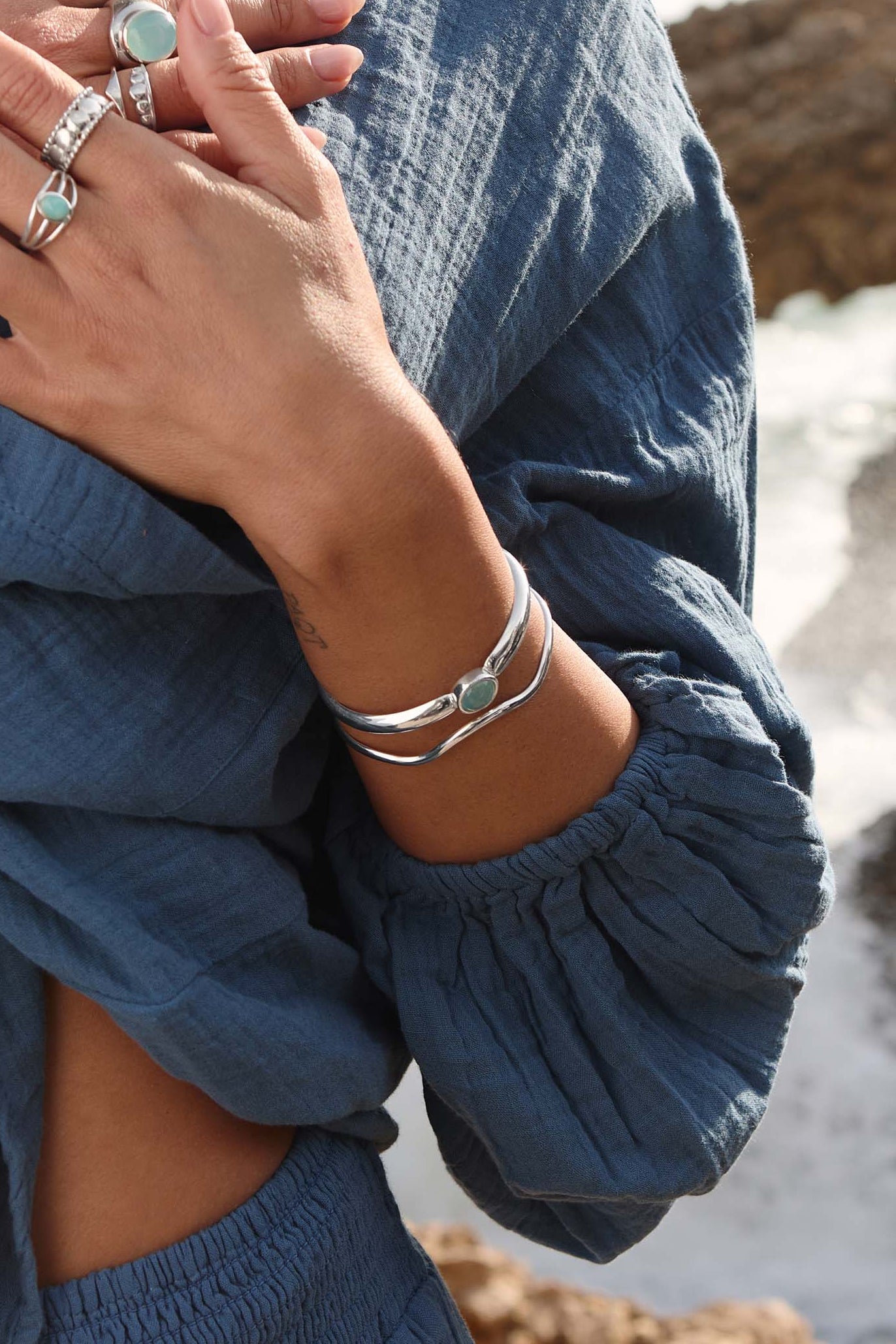 Brazalete Jaroka Plata Cuatro