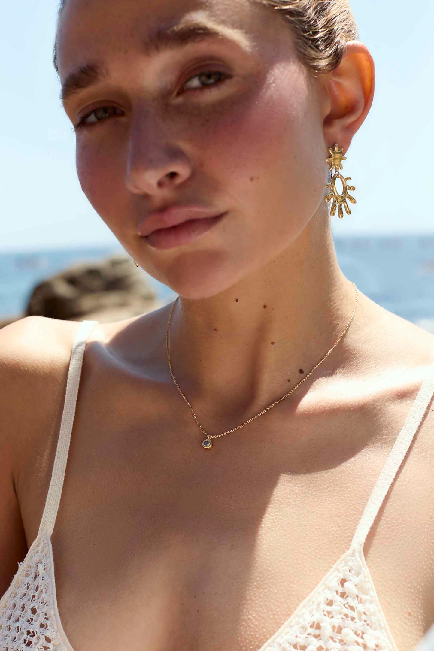 EDHA NECKLACE BLUE ZIRCONIA ROYAL GOLD PLATED