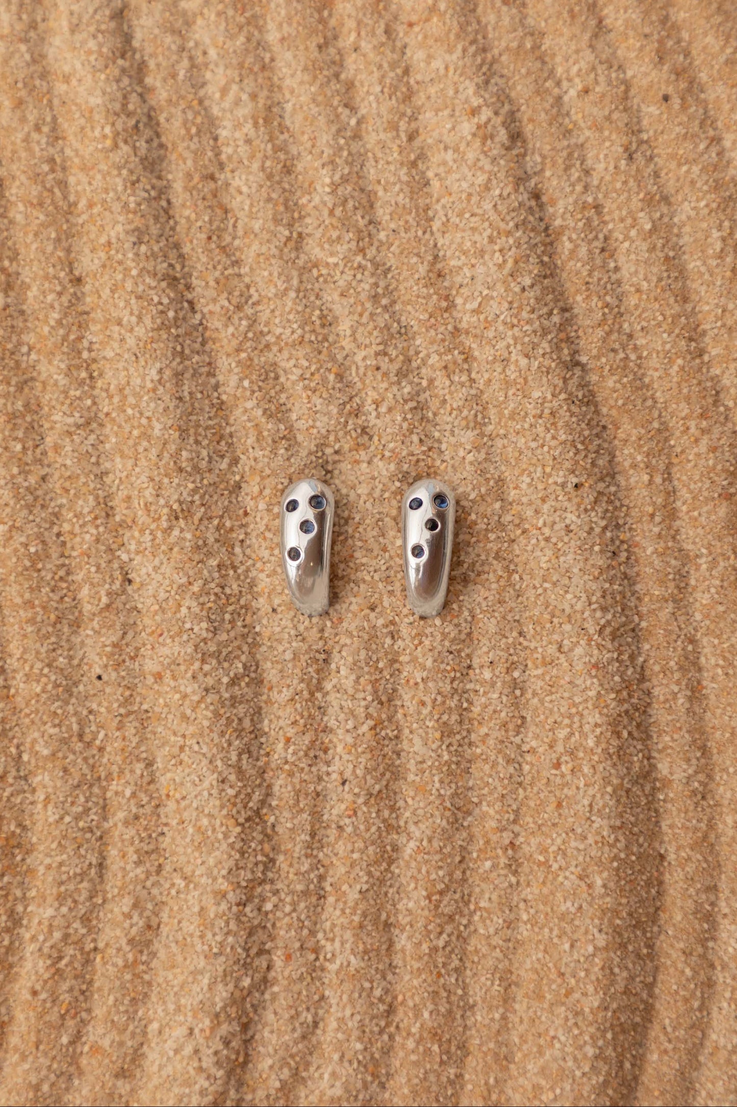 Pendientes Anuri Foto Bodegon
