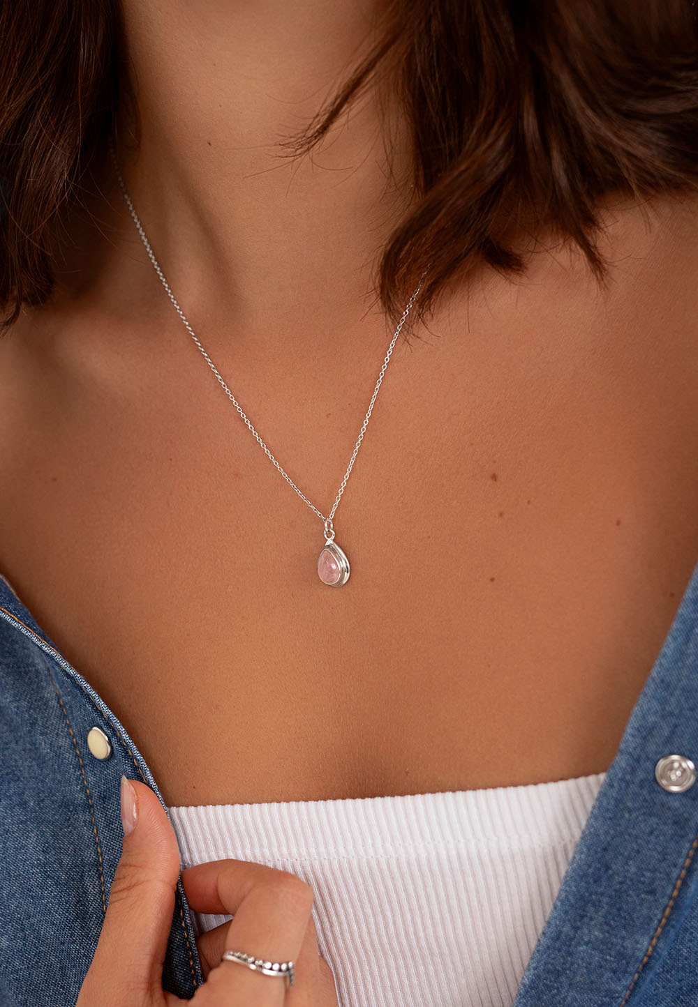 COLLIER RAKA QUARTZ ROSE