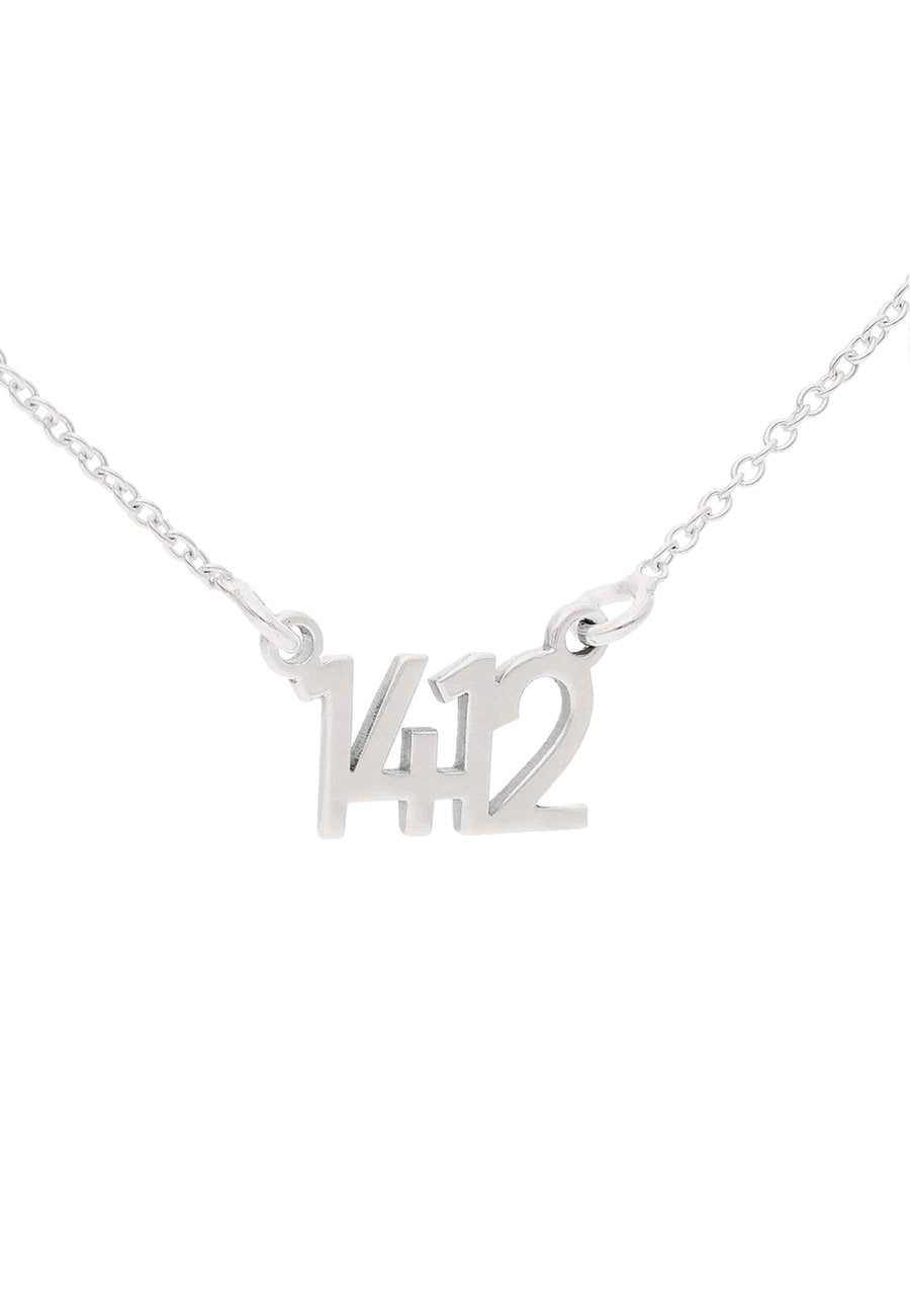 Collar de plata de ley numero