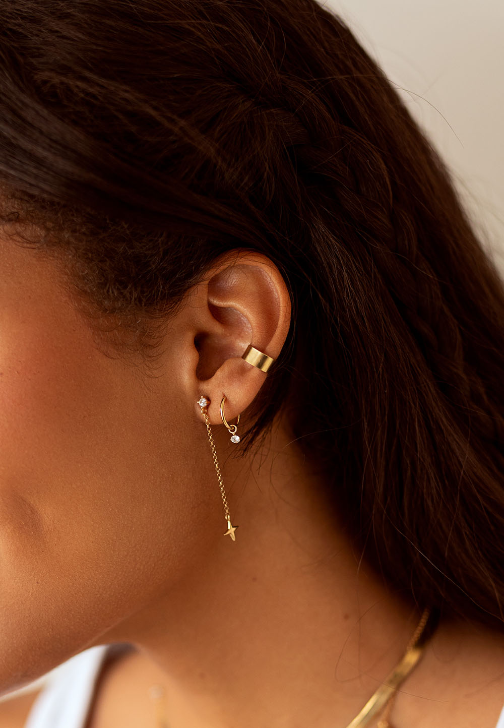 EAR CUFF KANEE BAÑADO EN ORO