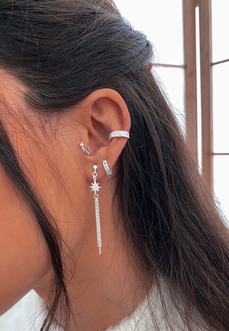 TIRU EARRINGS (10MM)