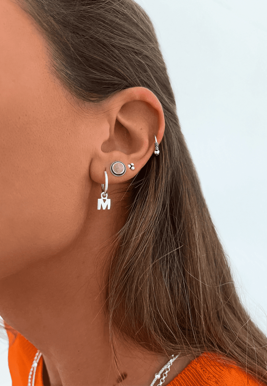 VARNAMAALA OHRRINGE (12 MM)