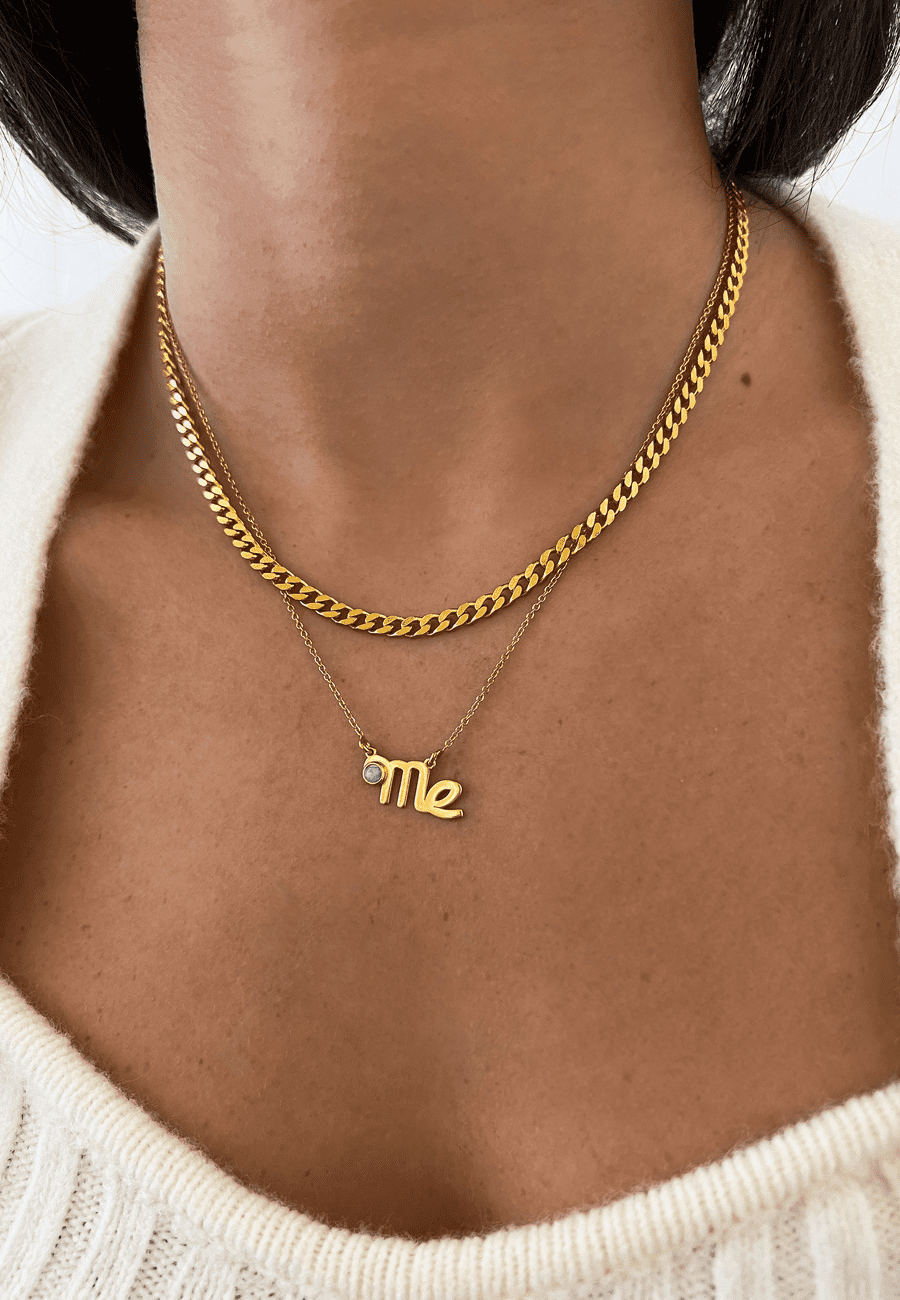 COLLAR SUNDAR BAÑADO EN ORO