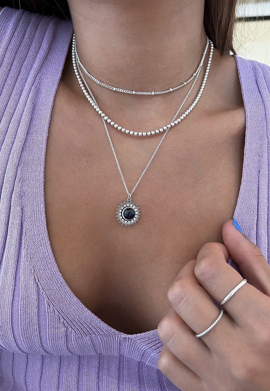 HANITA ONYX NECKLACE