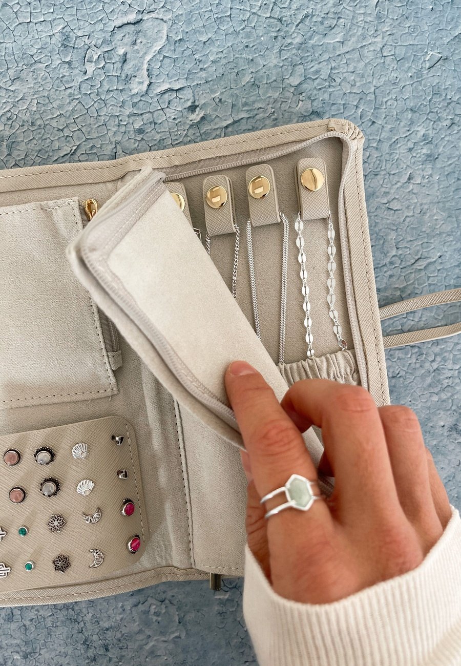 YAATRA GREIGE JEWELRY BOX