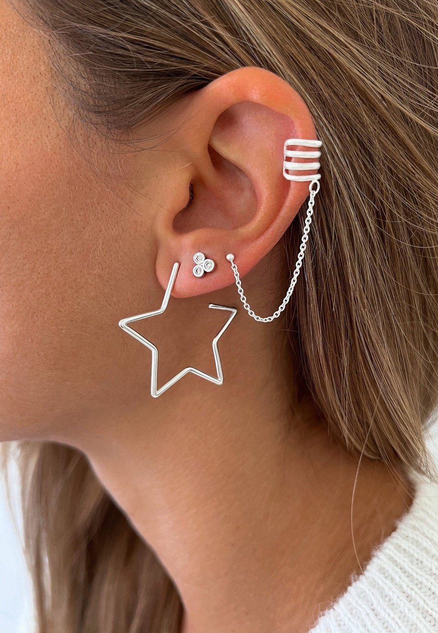 Aros de Plata con Forma de Estrella