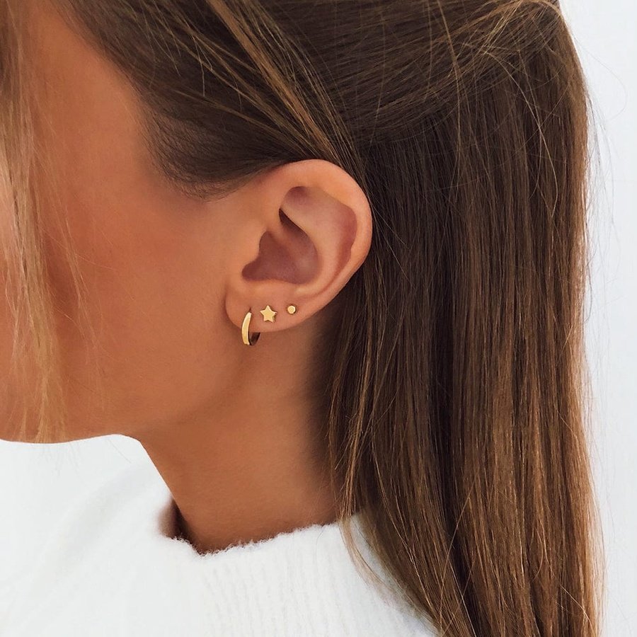 Pendientes ACHAL ORO con los pendientes AISTRA ORO y EKAJATI (3MM) ORO.