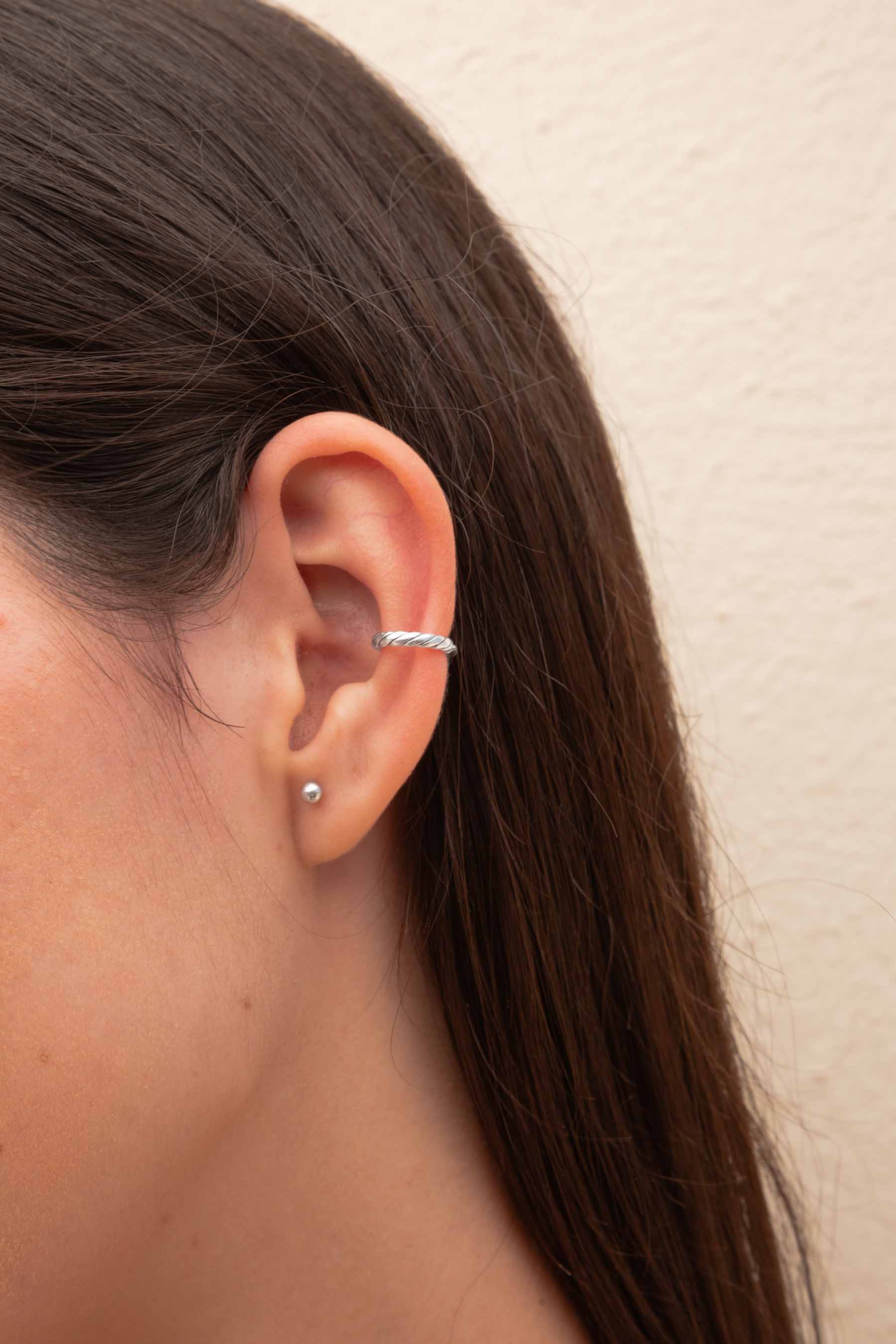 OMANA PIERCINGS (12MM) Orbital Hoop Piercing – San Saru