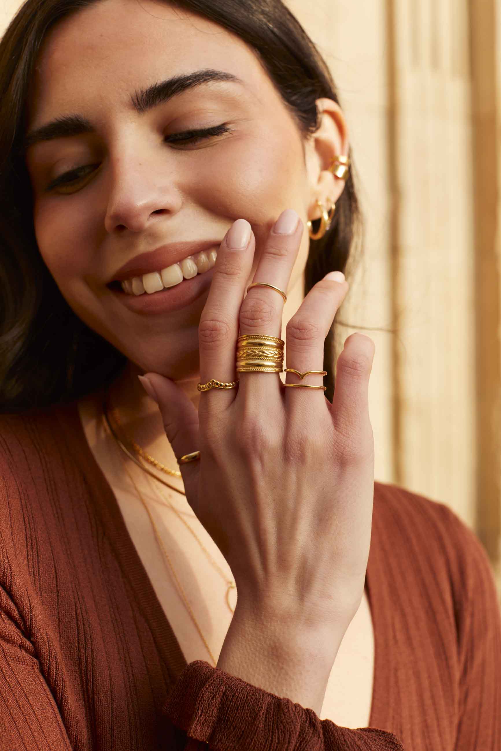 ANELLO VIMAAN PER DITO MEDIO IN ORO Anello a Metà Dito Sottile e