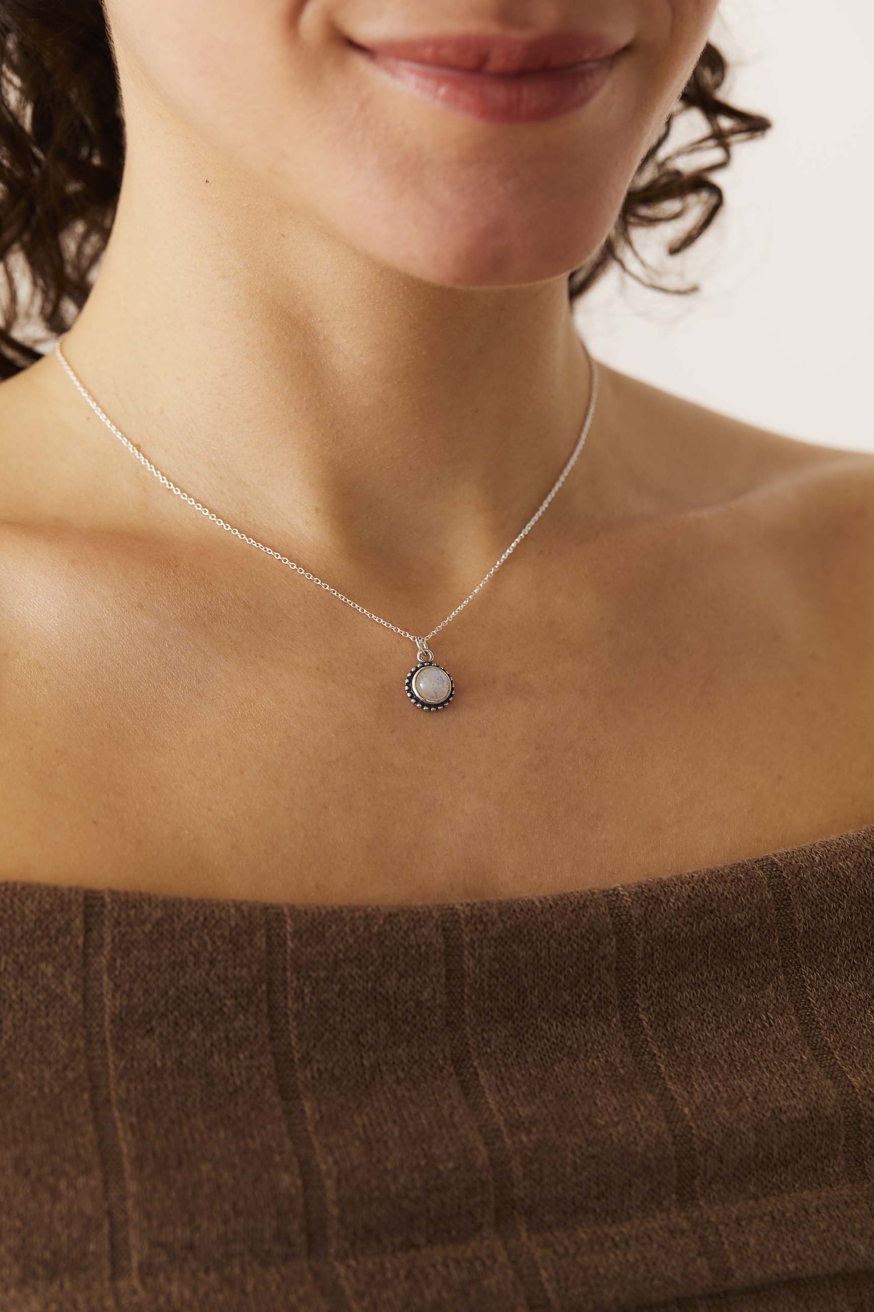 Collana Perle Miluna Scalare con una sfera diamantata oro bianco Art.PCL2325 Collana Perle Miluna Scalare con una sfera diamantata oro bianco Art.PCL2325