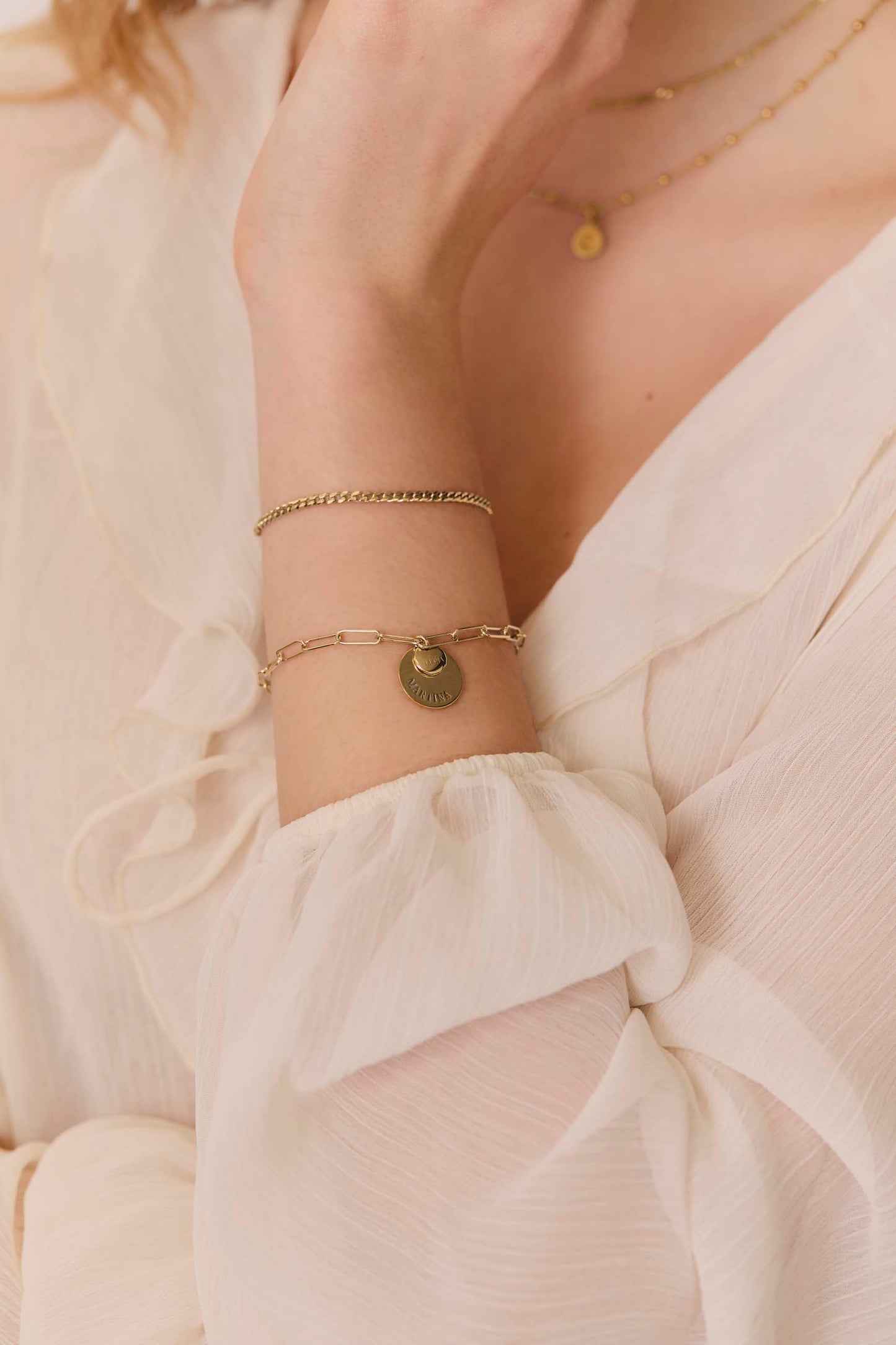 PULSERA MATRIKA BAÑADA EN ORO