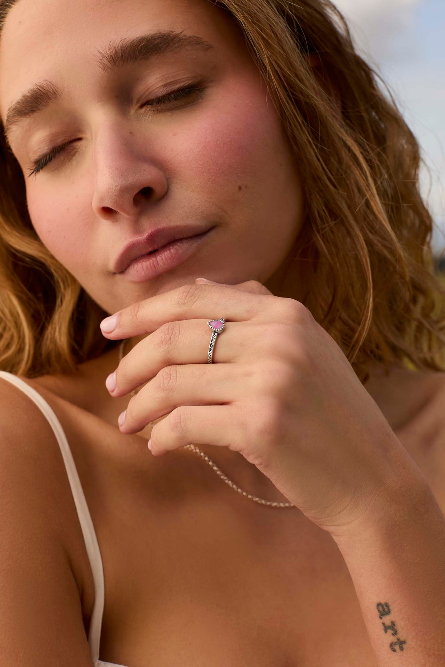 LANKA FUCHSIA ACHAT RING