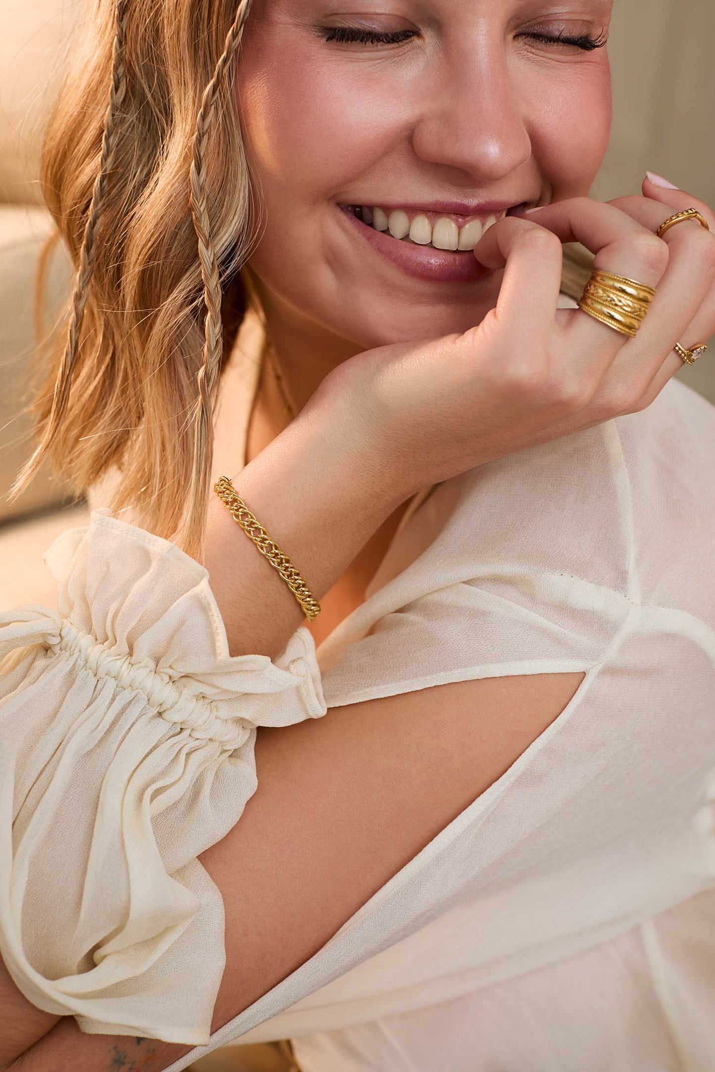 SAMIKA BRACELET GOLD