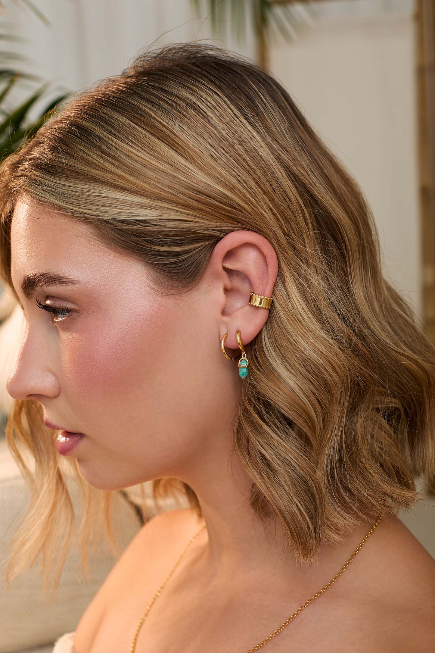 BOUCLES D'OREILLES SURYA AMAZONITE (12MM) OR