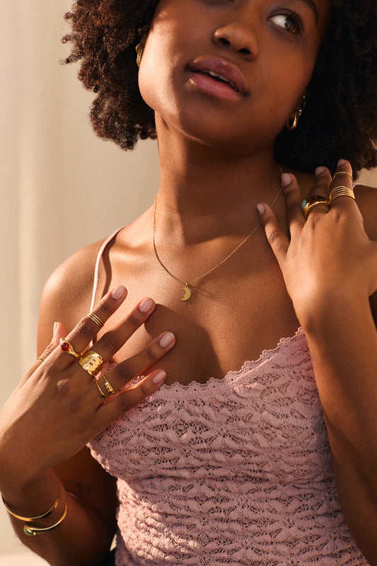 LUN GOLD NECKLACE