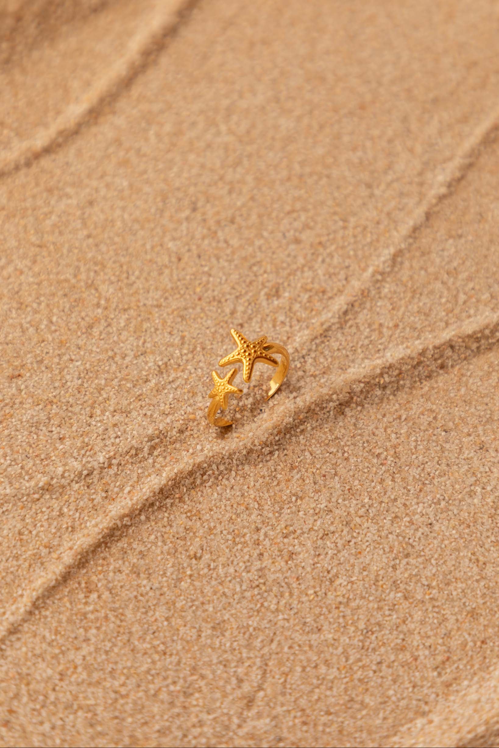 Anillo Fiyaz Oro Foto Bodegon