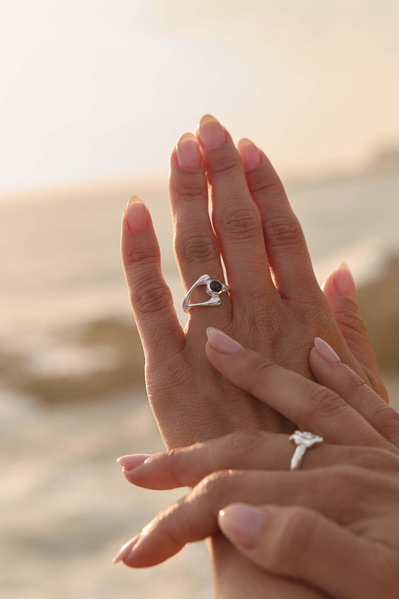 Anillo Avikar Plata Tres