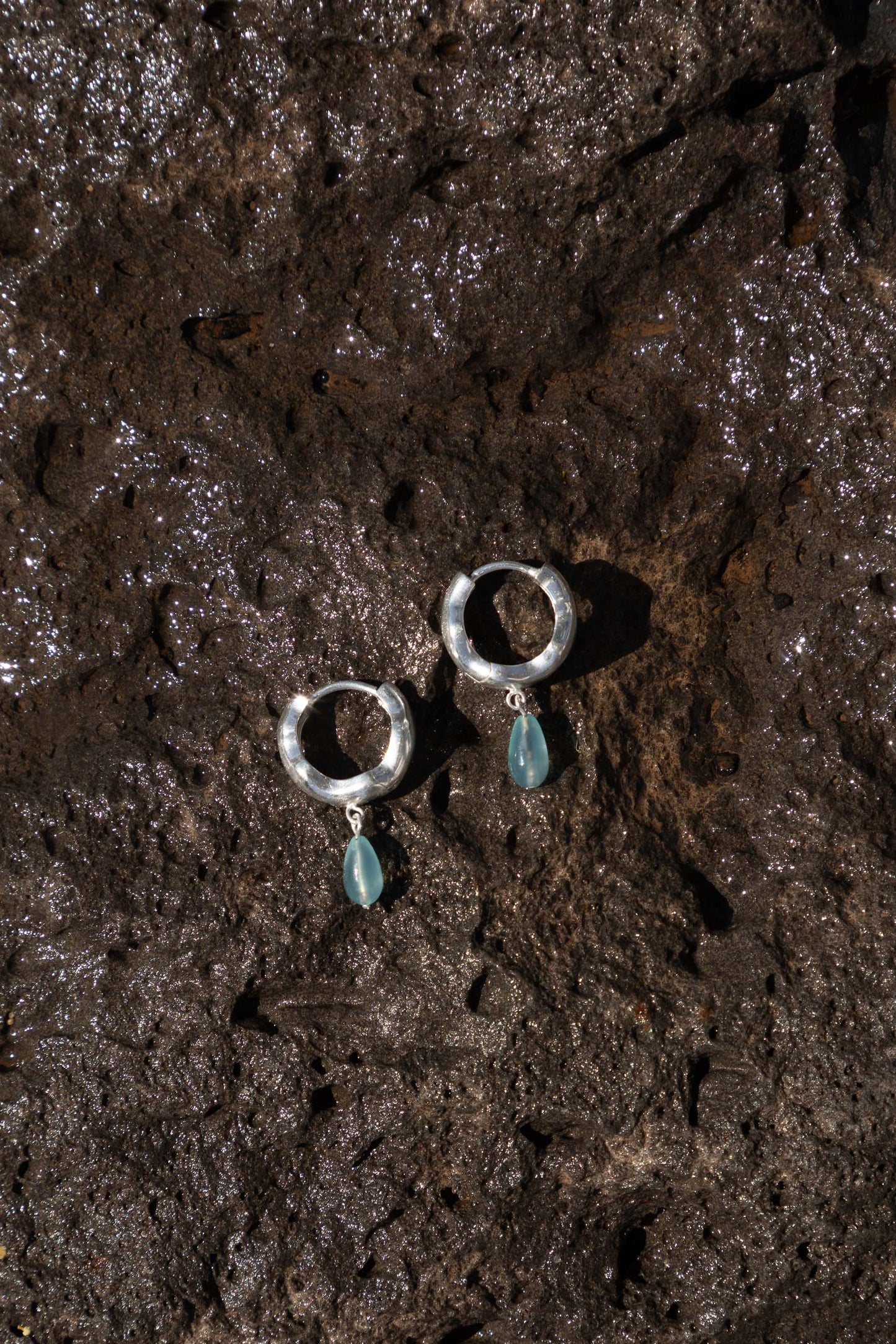 Pendientes CHAP Plata Foto Bodegón