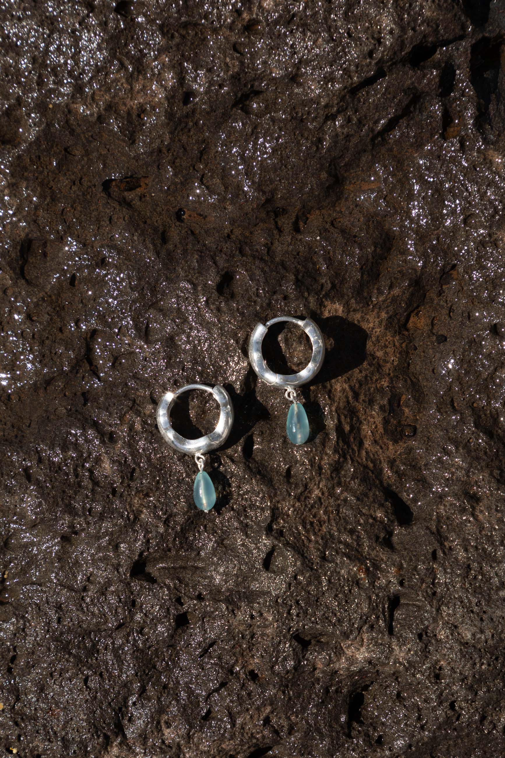 Pendientes CHAP Plata Foto Bodegón
