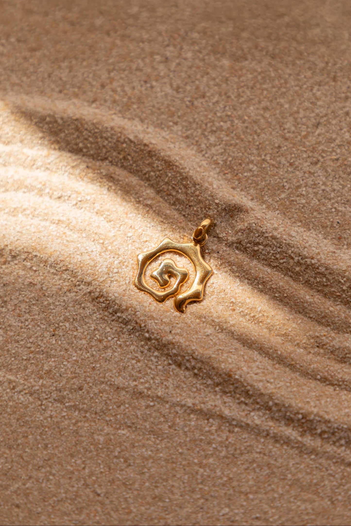 Charm Molask Oro Foto Bodegon