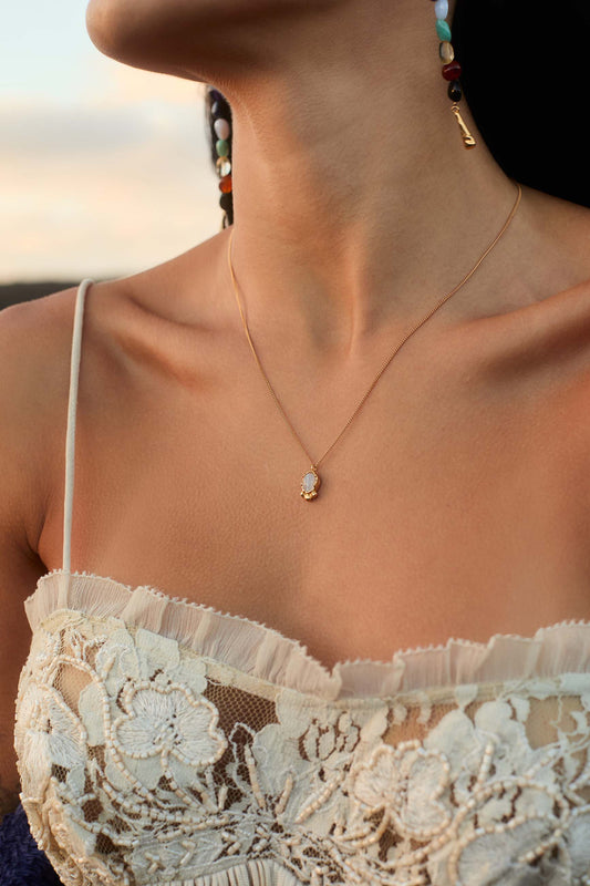 COLLAR AKARSHAN BAÑADO EN ORO