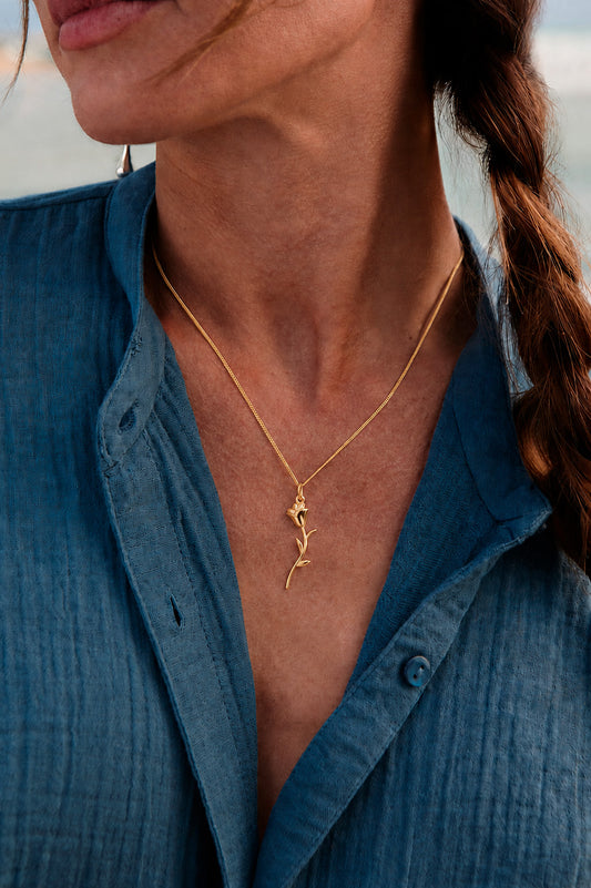 COLLAR GULABE BAÑADO EN ORO