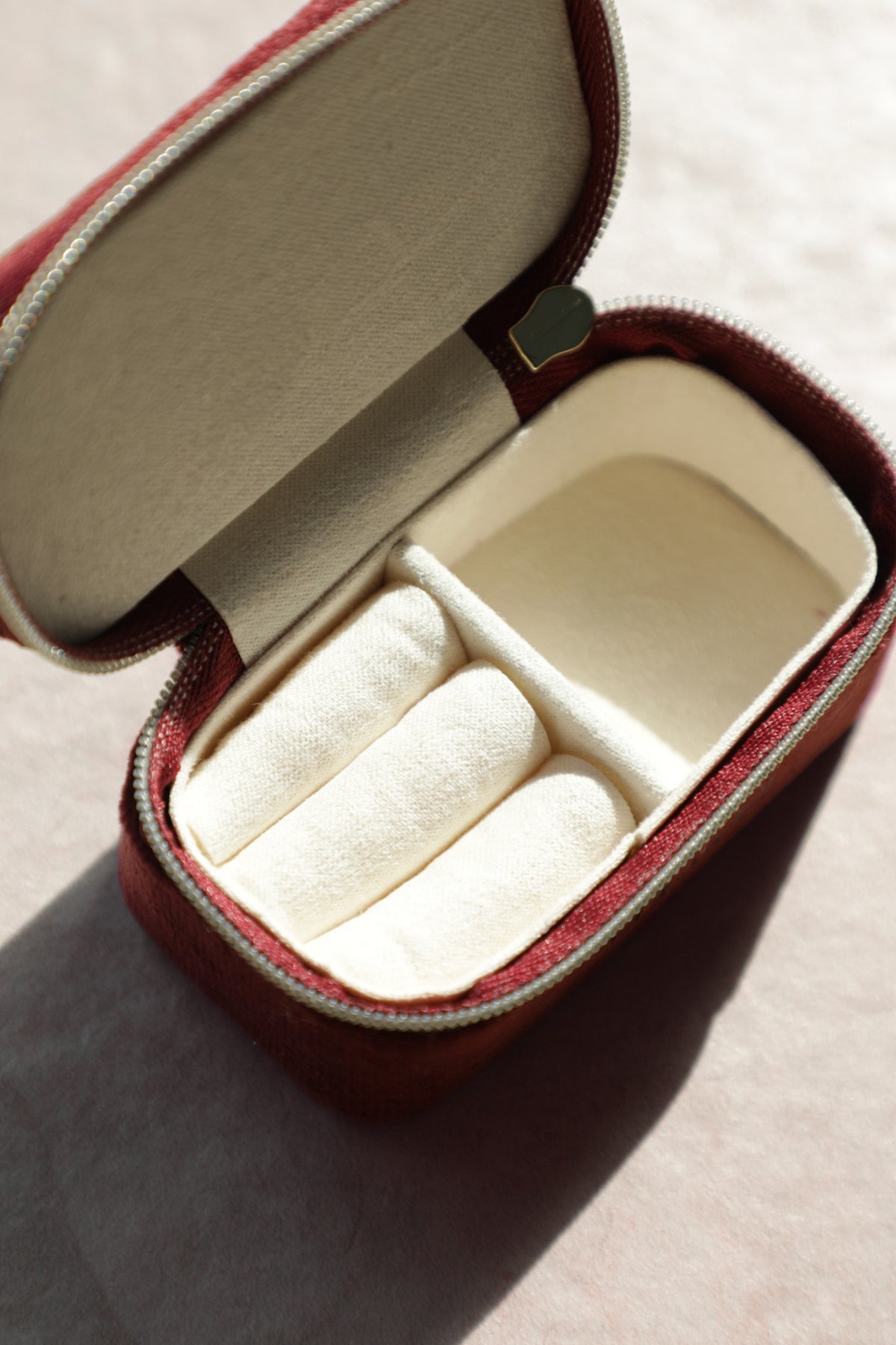 PERSONALIZED SHANAYA BURGUNDY JEWELRY CASE