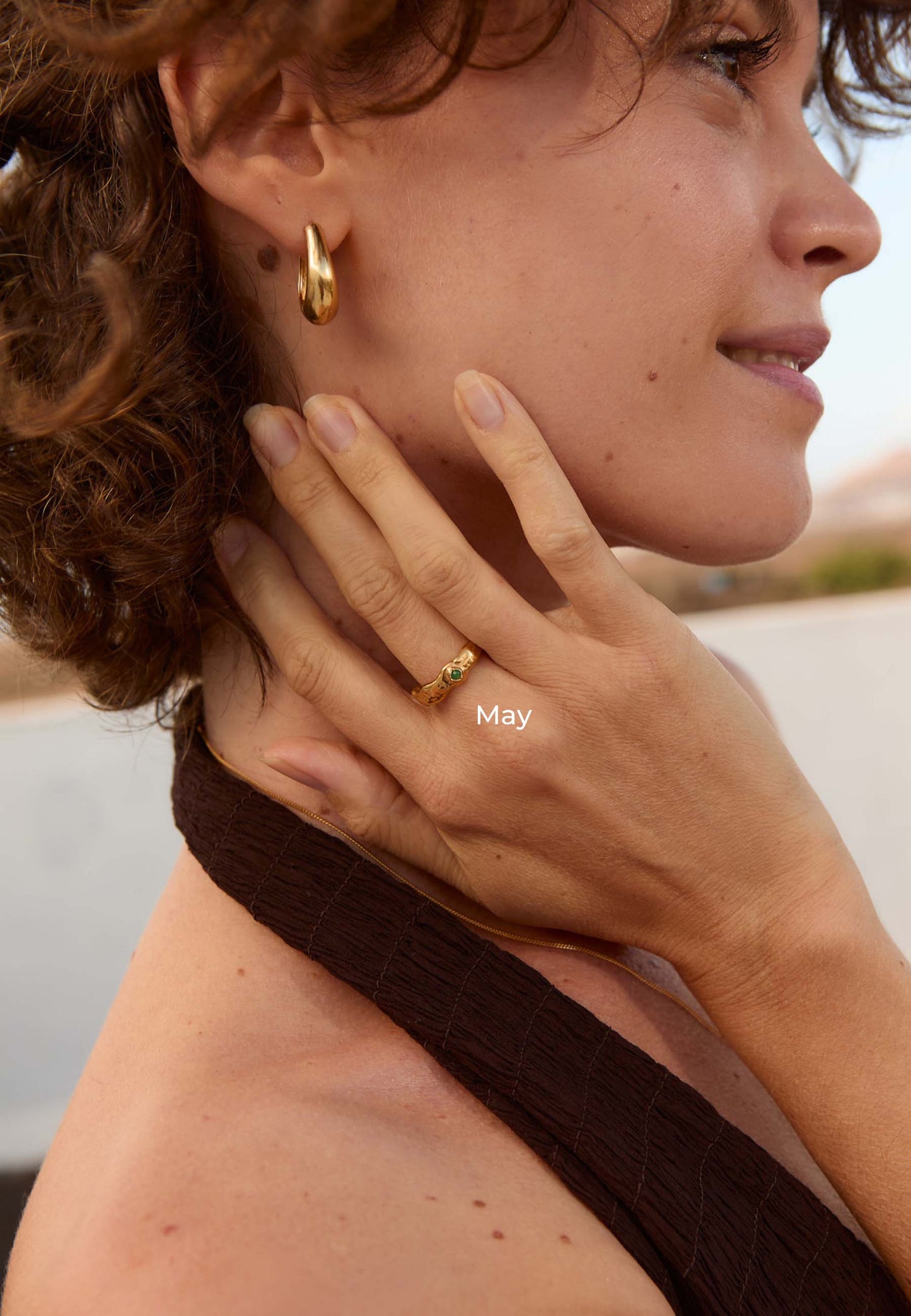 ANILLO PIEDRAS DE NACIMIENTO BAÑADO EN ORO