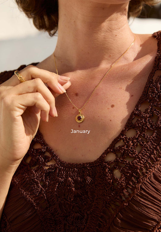 COLLAR PIEDRAS DE NACIMIENTO BAÑADO EN ORO