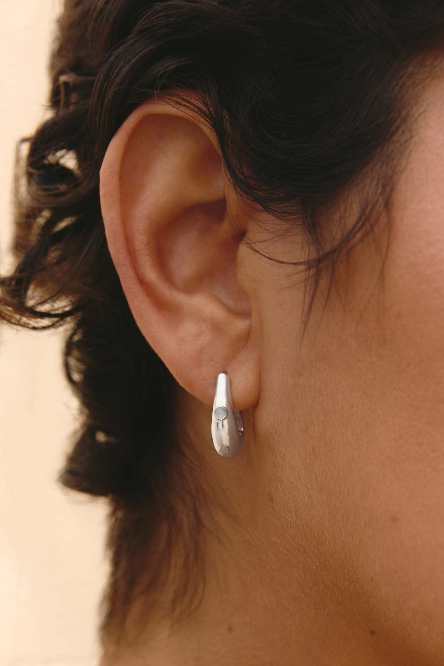  Pendientes TAPAKNA Plata Uno