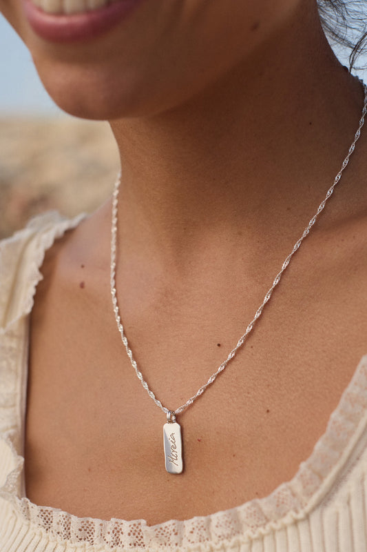 COLLAR CHAPA IRREGULAR PERSONALIZADO CON TU LETRA