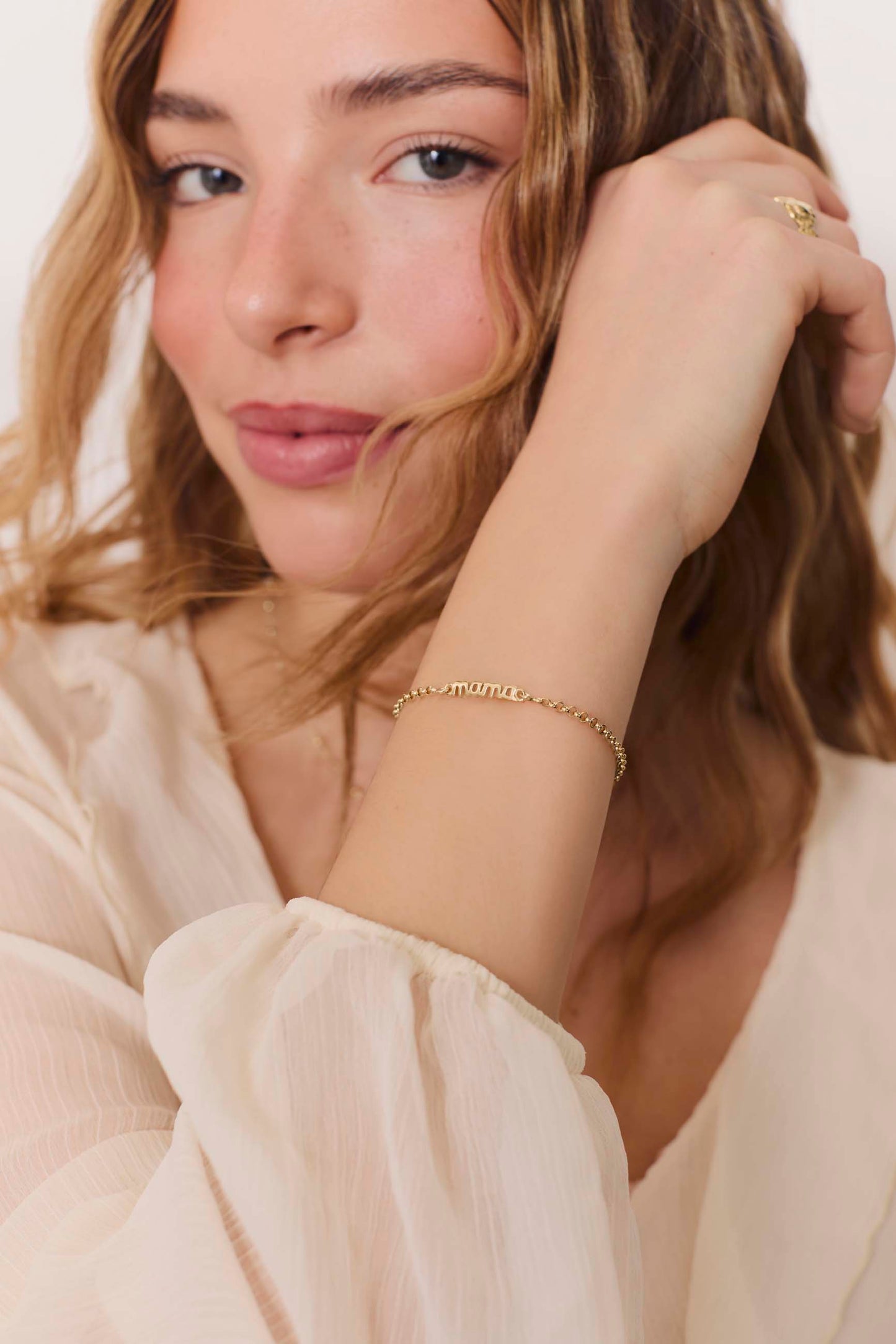 MAMA GOLD BRACELET