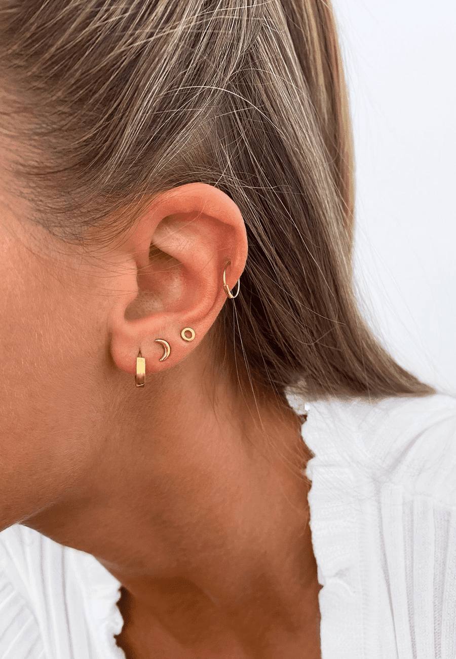 JATIN GOLD PIERCINGS (10MM) Helix Gold Piercing – San Saru