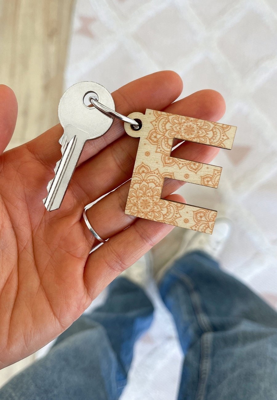 Schlüsselanhänger personalisiert Buchstabe J Taschenanhänger - .de